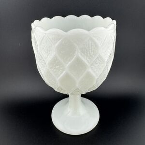 VTG E. O. Brody Honeycomb Quilted Milk Glass 16 oz Goblet Pedestal Footed 6.5"